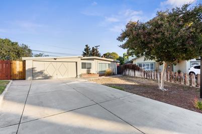 3561 Shafer Dr - Photo 1