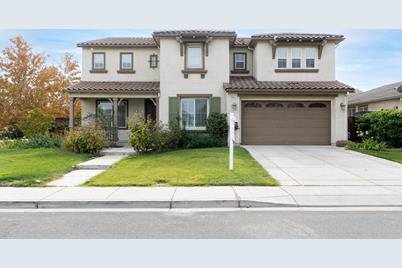 4017 Blacksmith Cir - Photo 1