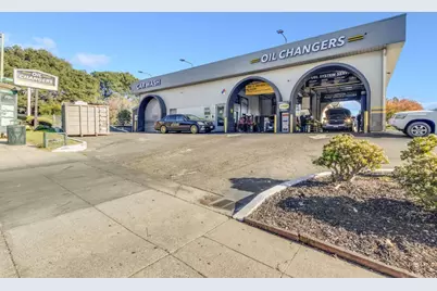 3418 Park Blvd, Oakland, CA 94610 - Photo 1