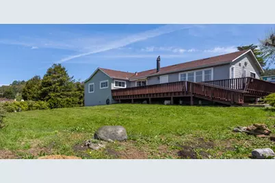 331 Carmel Ave, El Granada, CA 94018 - Photo 1