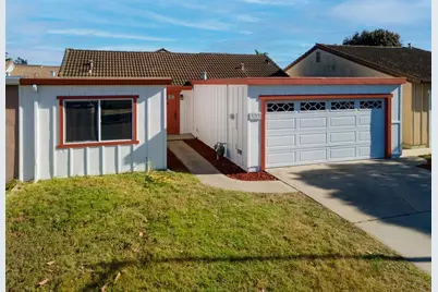 733 Alvarado Dr, Salinas, CA 93907 - Photo 1