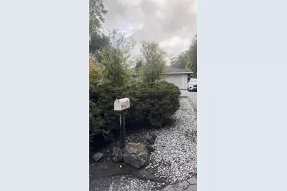 1575 Kingswood Dr, Hillsborough, CA 94010 - Photo 1