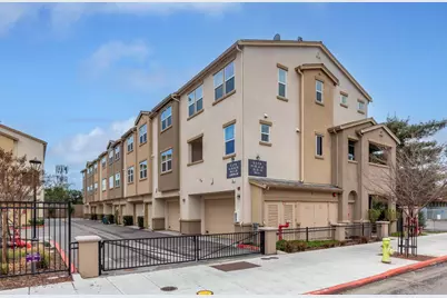 13 Lisbon Ln, Redwood City, CA 94063 - Photo 1