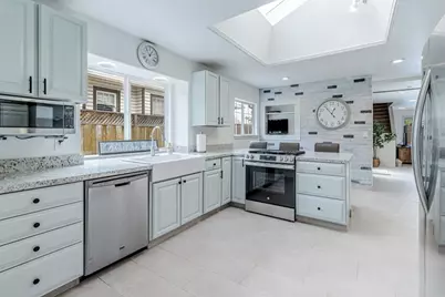 583 N 17th St, San Jose, CA 95112 - Photo 1