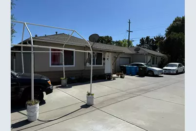 1823 Woodland Ave, East Palo Alto, CA 94303 - Photo 1