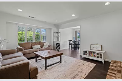 1061 Riker St 1, Salinas, CA 93901 - Photo 1