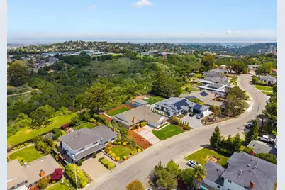 2724 Comstock Cir, Belmont, CA 94002 - Photo 1
