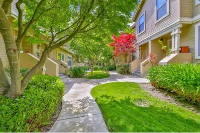 970 La Mesa Ter E, Sunnyvale, CA 94086 - Photo 1