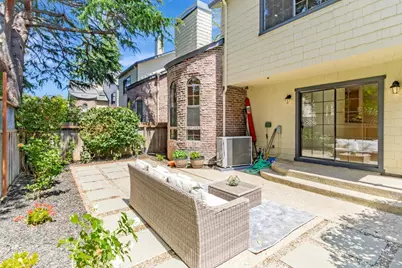 492 W Sunnyoaks Ave B, Campbell, CA 95008 - Photo 1