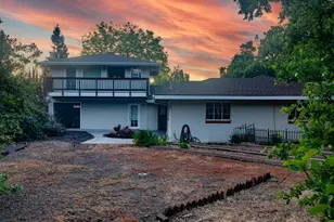 729 La Para Ave, Palo Alto, CA 94306 - Photo 1