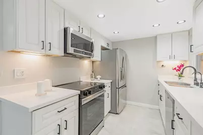 891 W California Ave M, Sunnyvale, CA 94086 - Photo 1