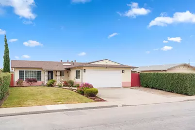 556 Los Coches Ave, Salinas, CA 93906 - Photo 1