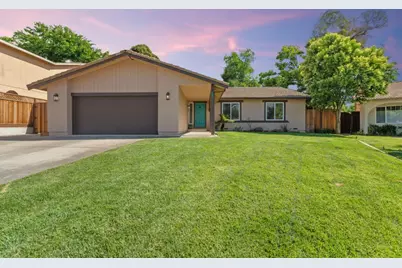 690 Antonio Ct, Gilroy, CA 95020 - Photo 1