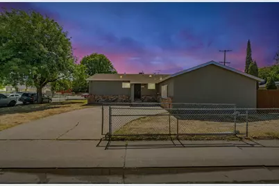 2525 Montclair St, Stockton, CA 95205 - Photo 1