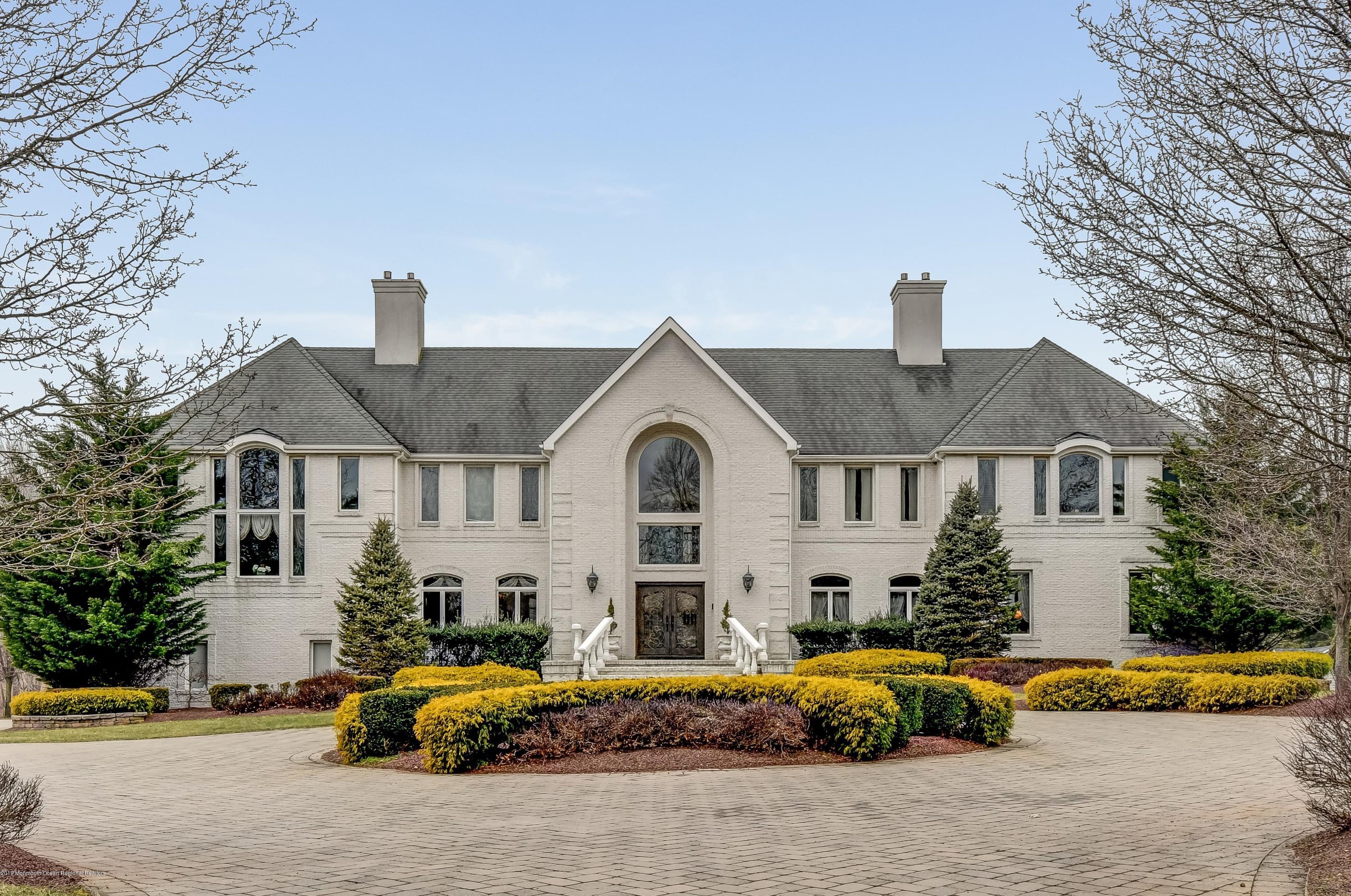 432 Fawns Run, Morganville, NJ 07751-4400