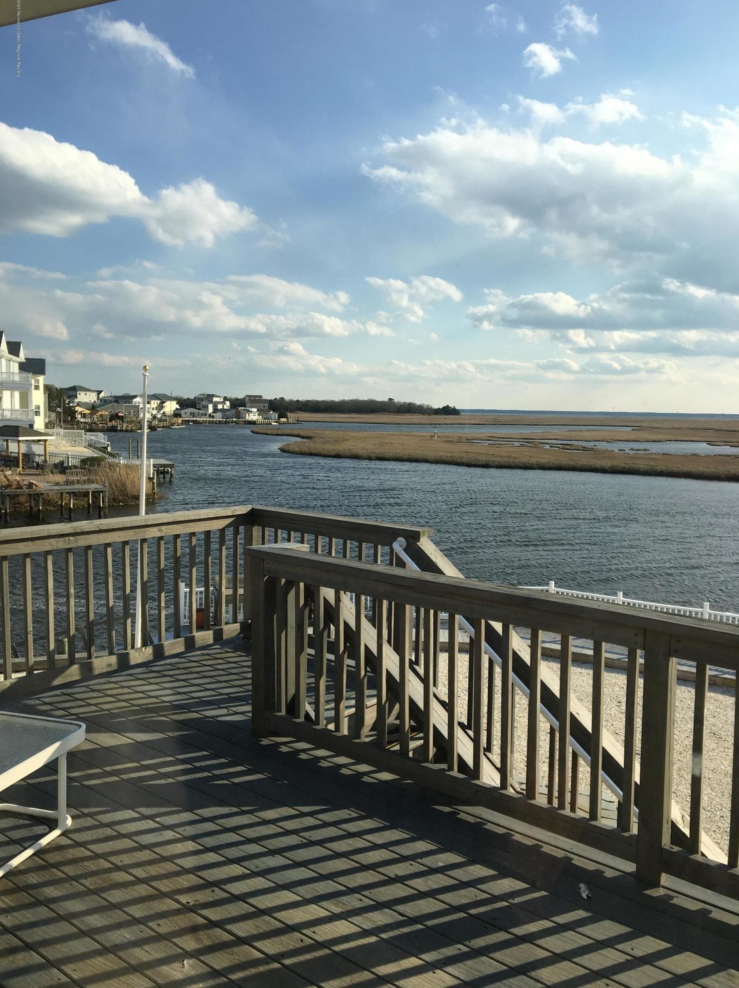 33 Hudson Dr, Tuckerton, NJ 08087-1122