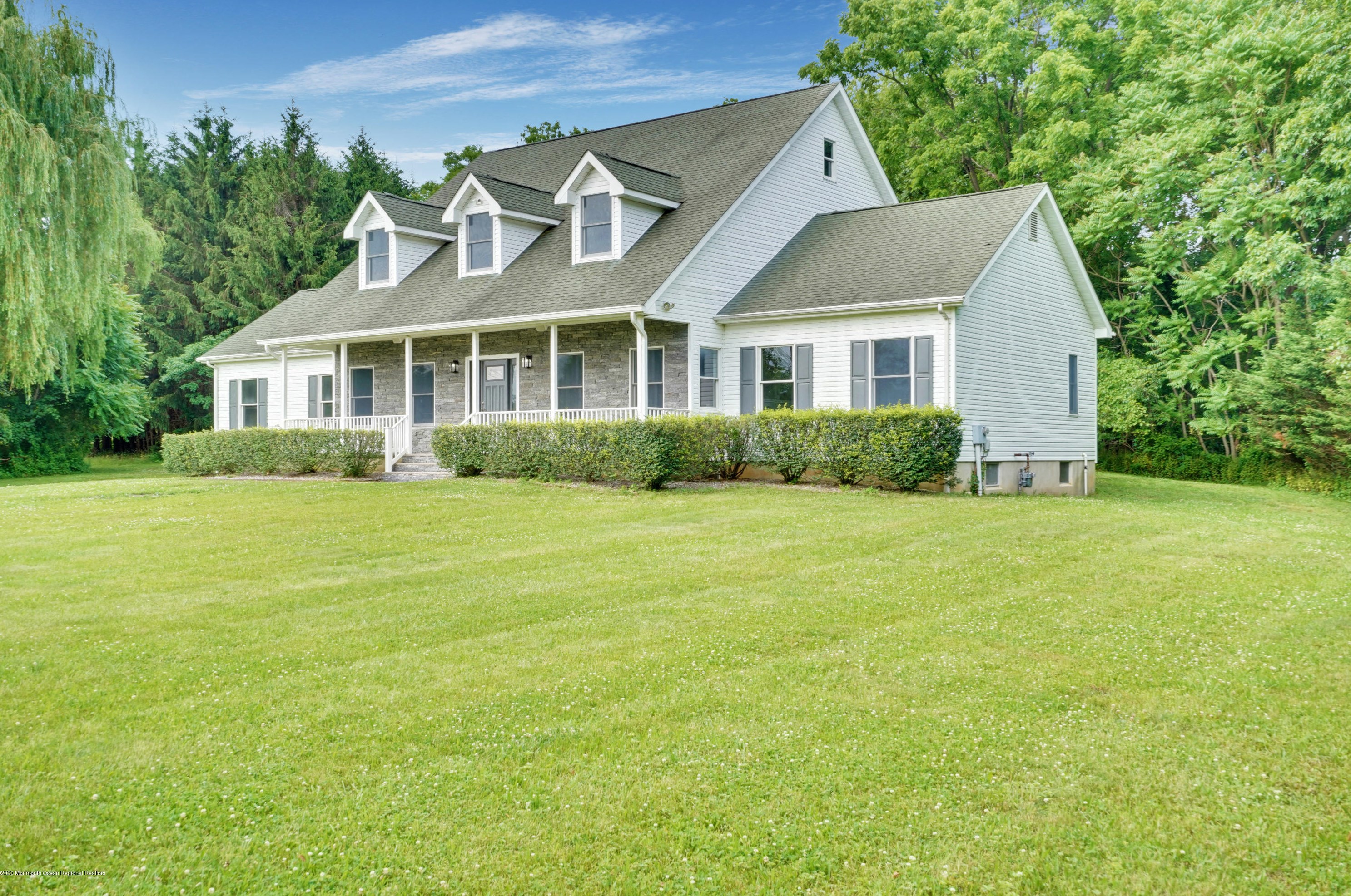 4 Mary Ellen Way, Middletown, NJ 07748