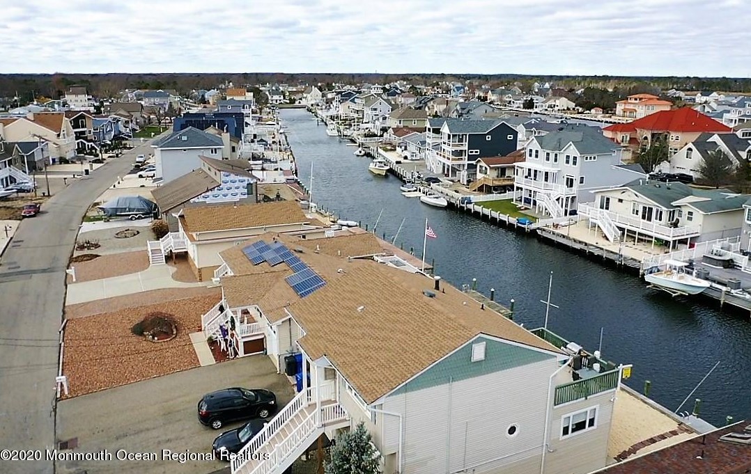 348 Maria Dr, Toms River, NJ 08753-2441
