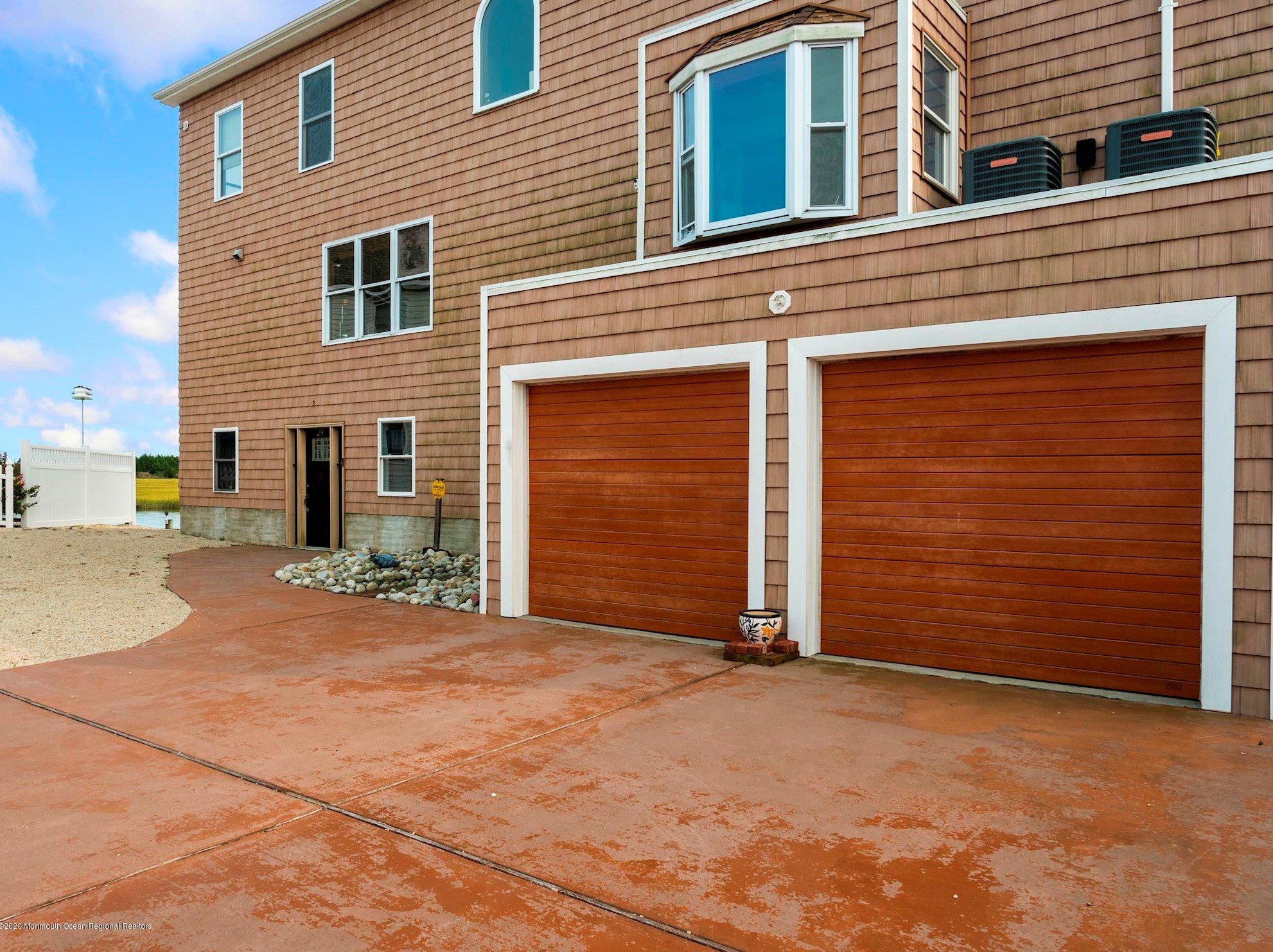 29 Pimlico Rd, Tuckerton, NJ 08087-1108