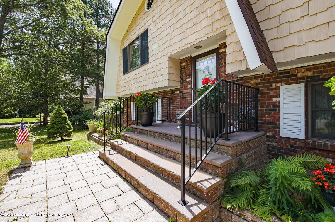442 Alexander Ave, Wall Township, NJ 07731-8685