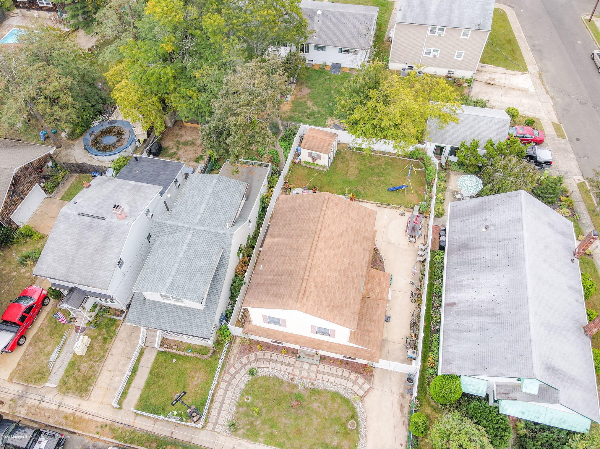 92 Orchard St, Ideal Beach, NJ 07734-1942