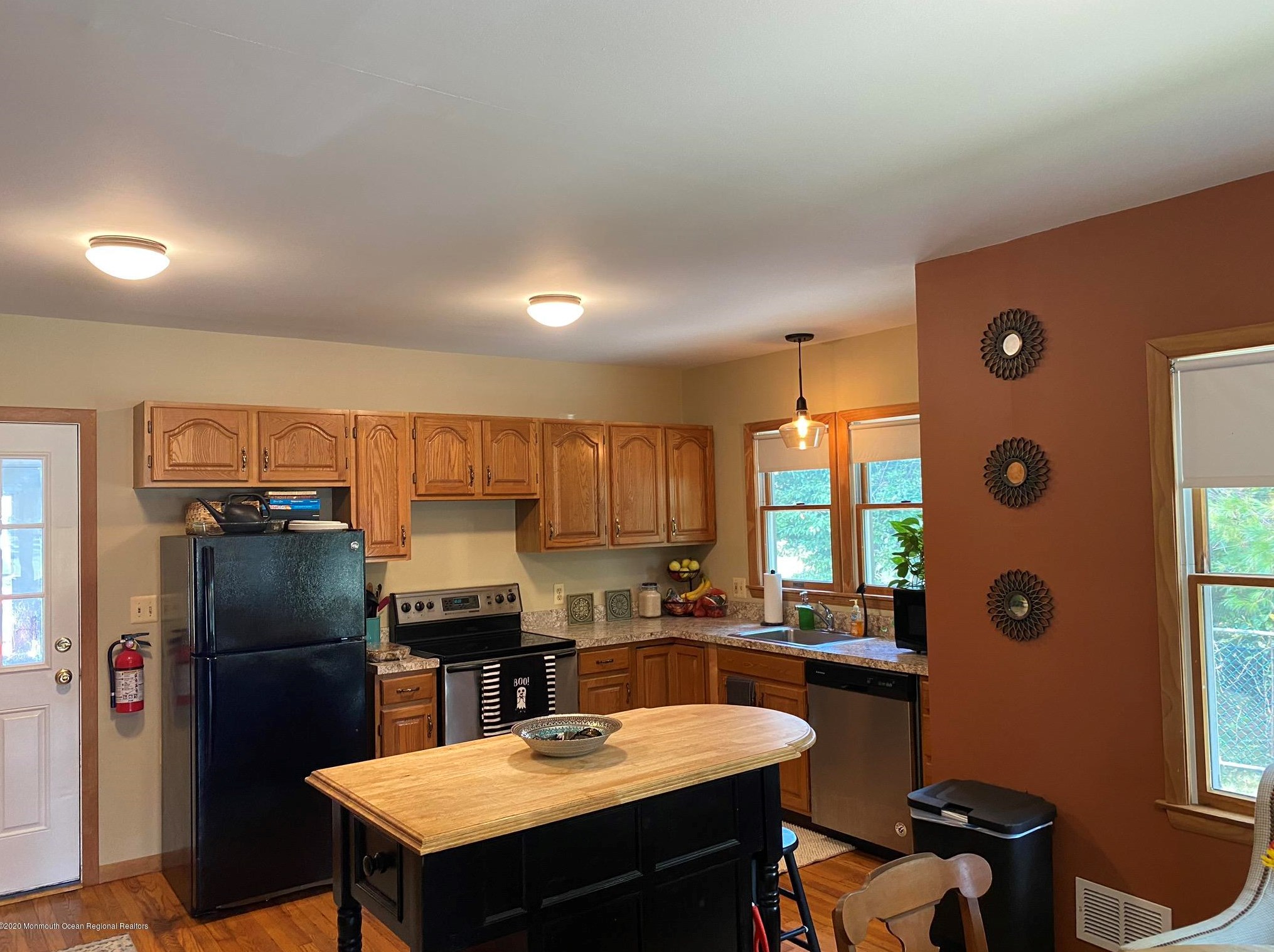 103 County Road 537, Vanderburg NJ 07722-1568 exterior