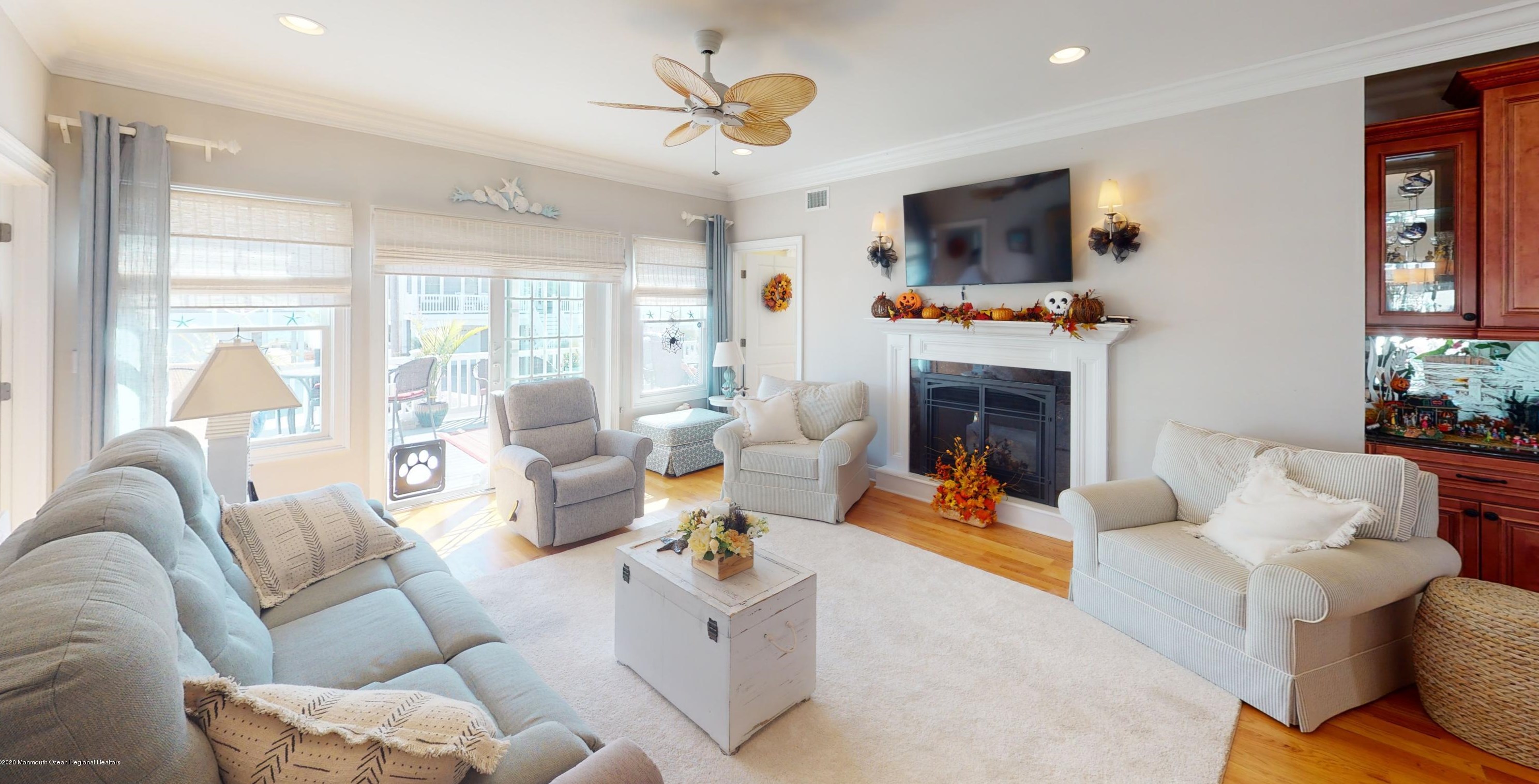 33 Point Rd, Toms River, NJ 08753-6250