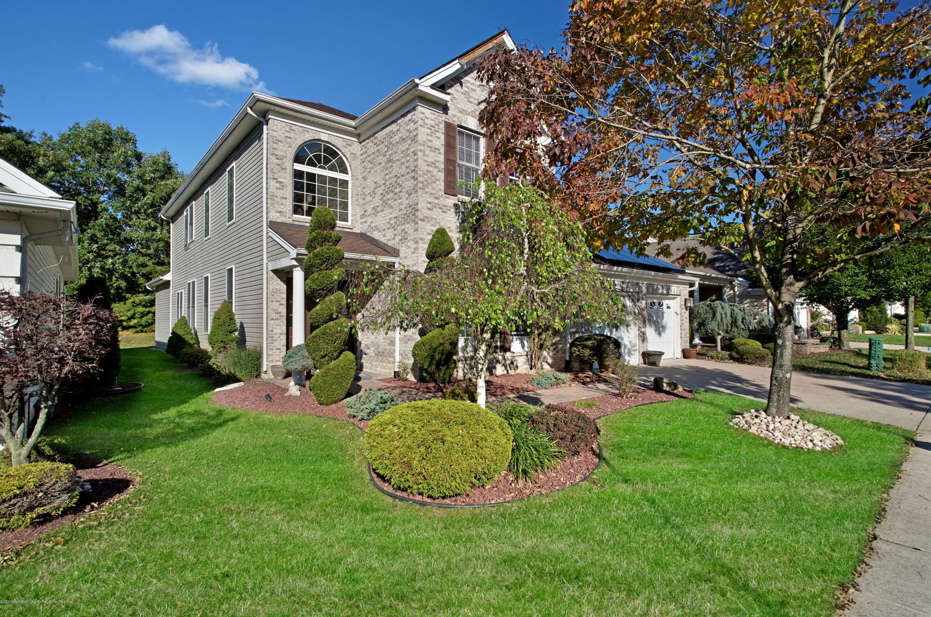 27 Crooked Stick Rd, Jackson Twp, NJ 08527