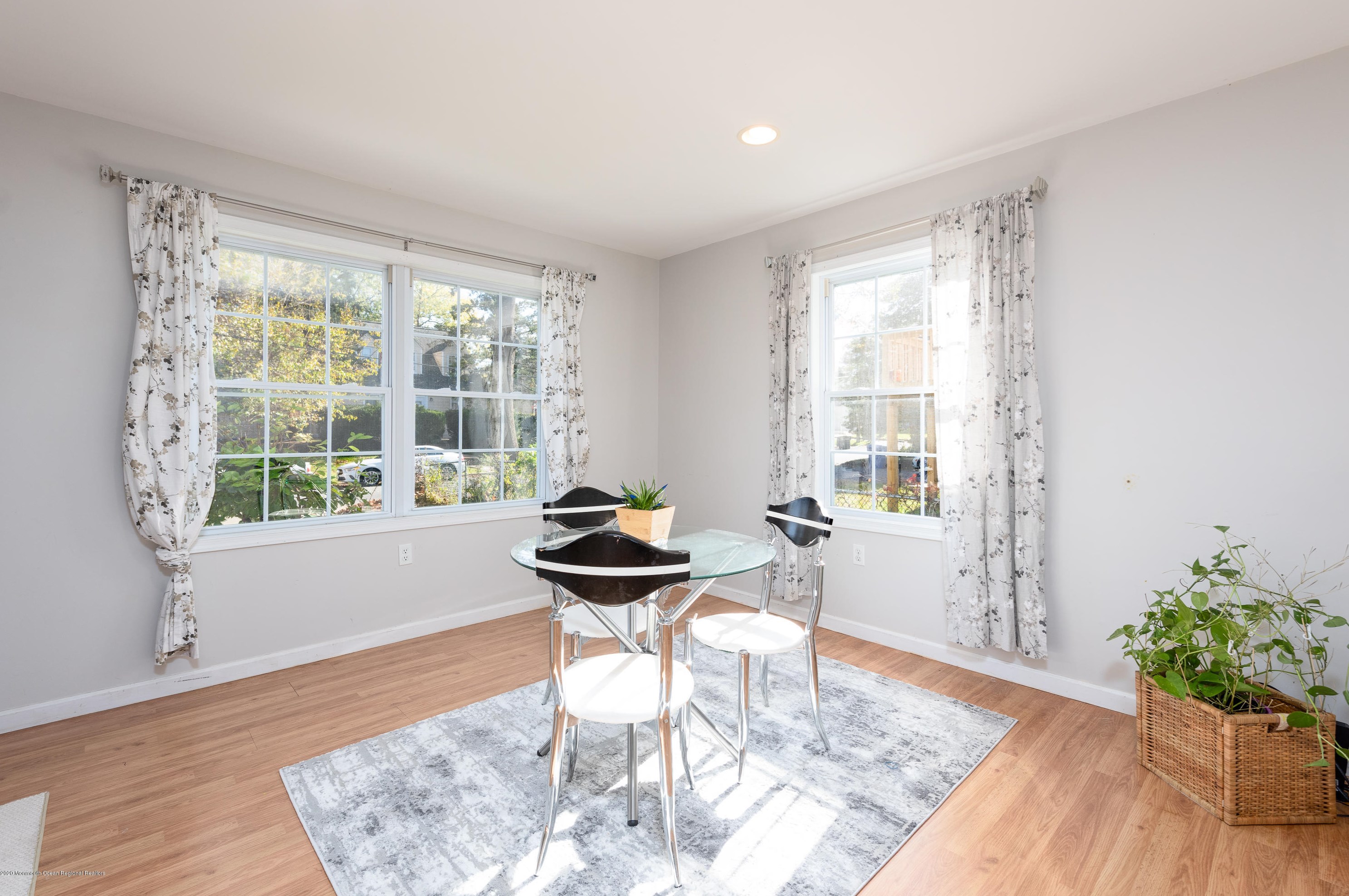 122 8 St, Belford NJ  07718-1440 exterior