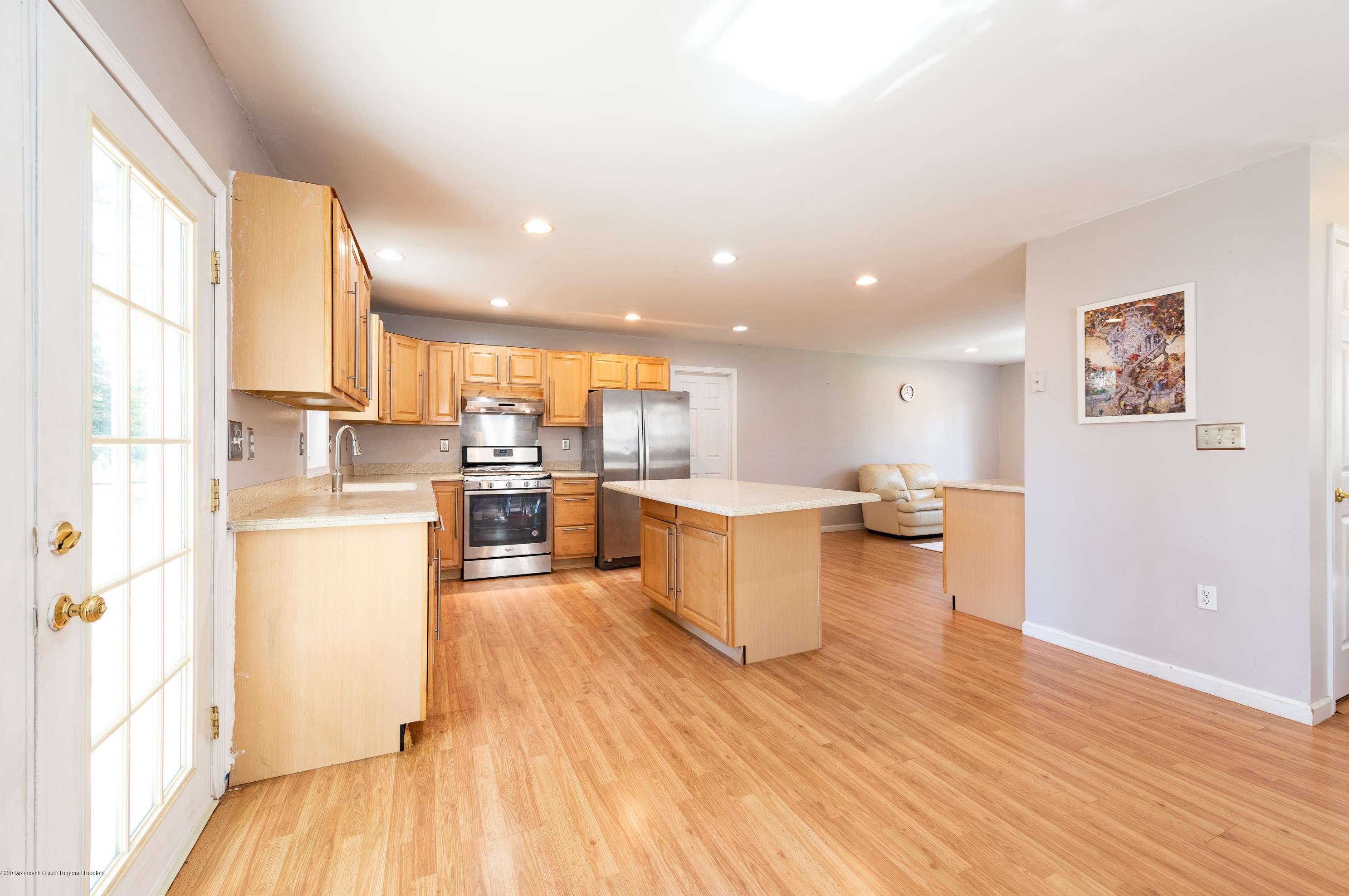 122 8th St, Belford NJ  07718-1404 exterior