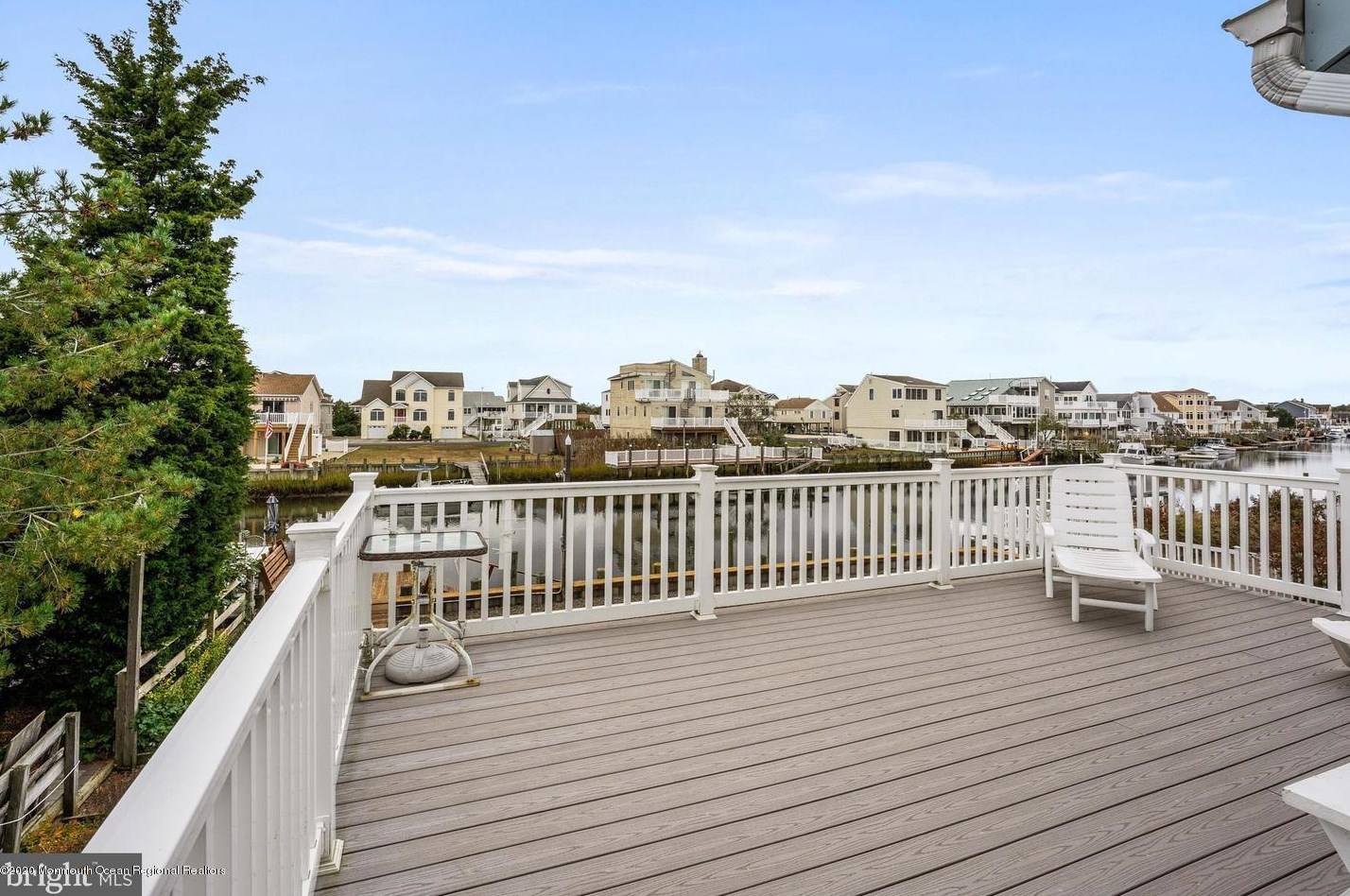 48 Kentucky Dr, Tuckerton NJ 08087-1035 exterior