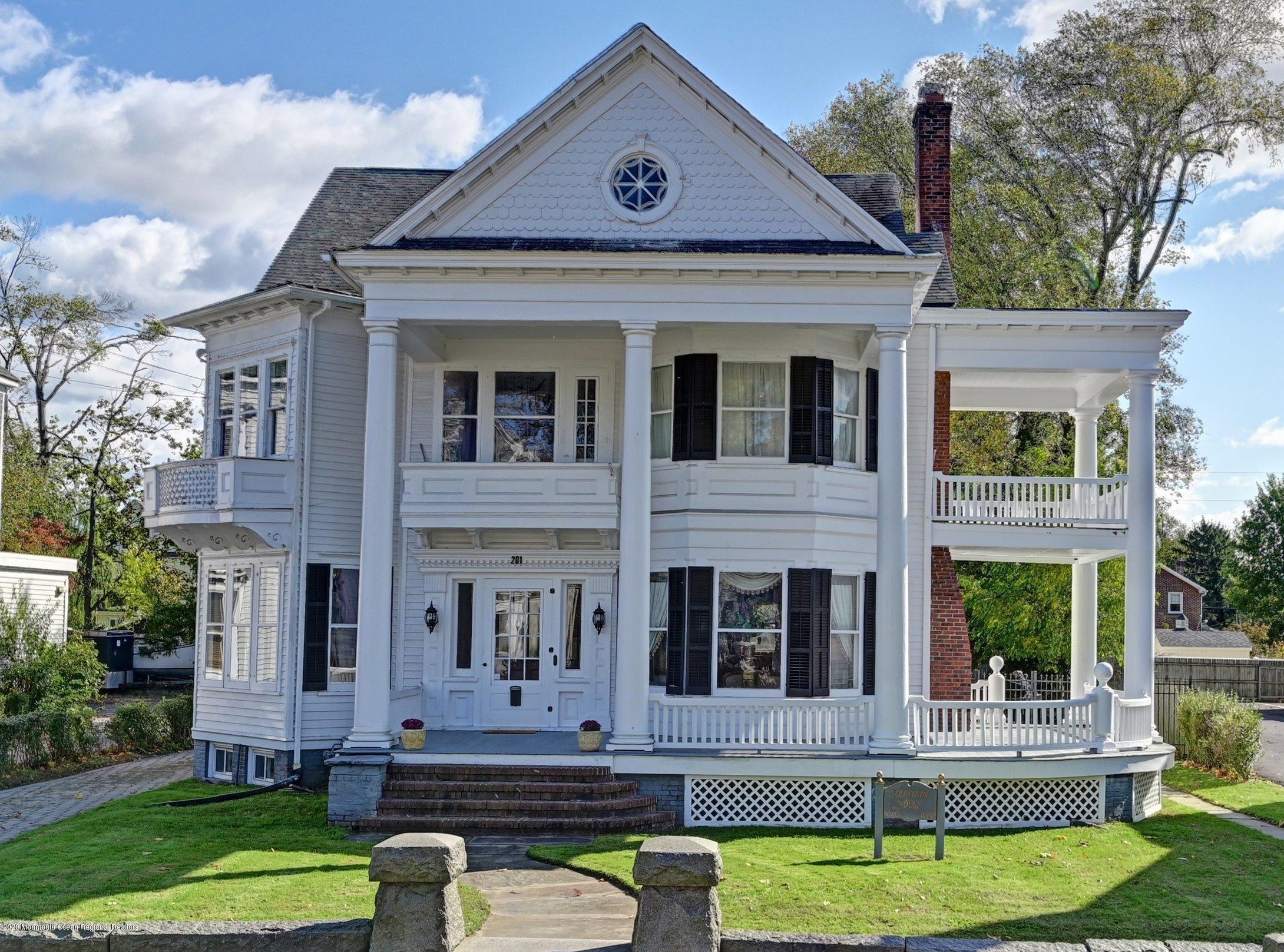 201 Main St #- The Fountain House, Matawan, NJ 07747