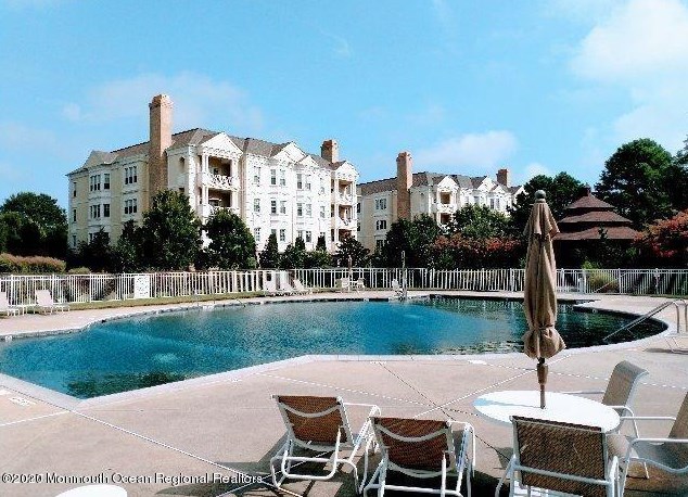 321 Oval Rd, Wall Township, NJ 08736-2057