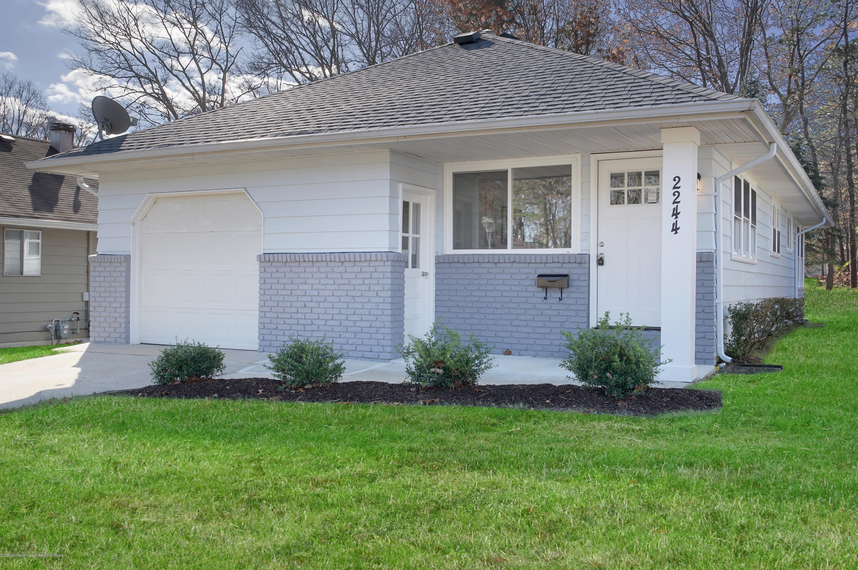 2244 Mount Hope Ln, Toms River, NJ 08753-1420