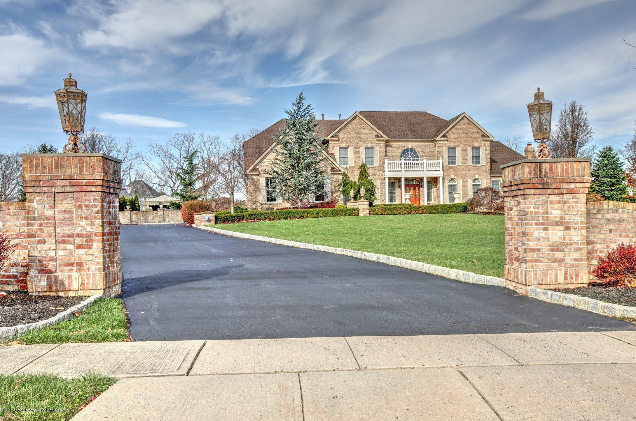 608 Winter Ct, Millstone Township, NJ 07726-8842