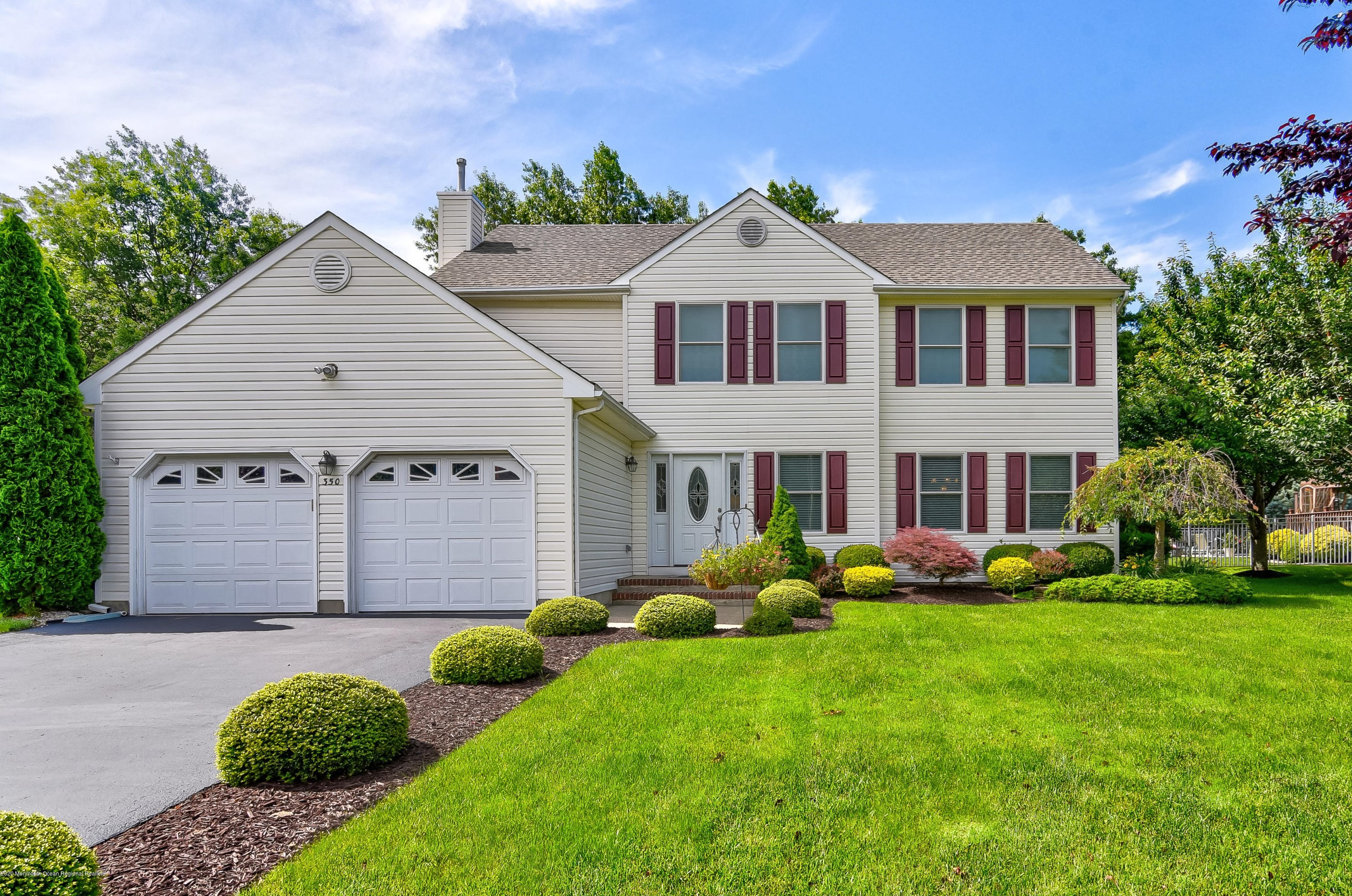 350 Grande River Blvd, Toms River, NJ 08755-1191
