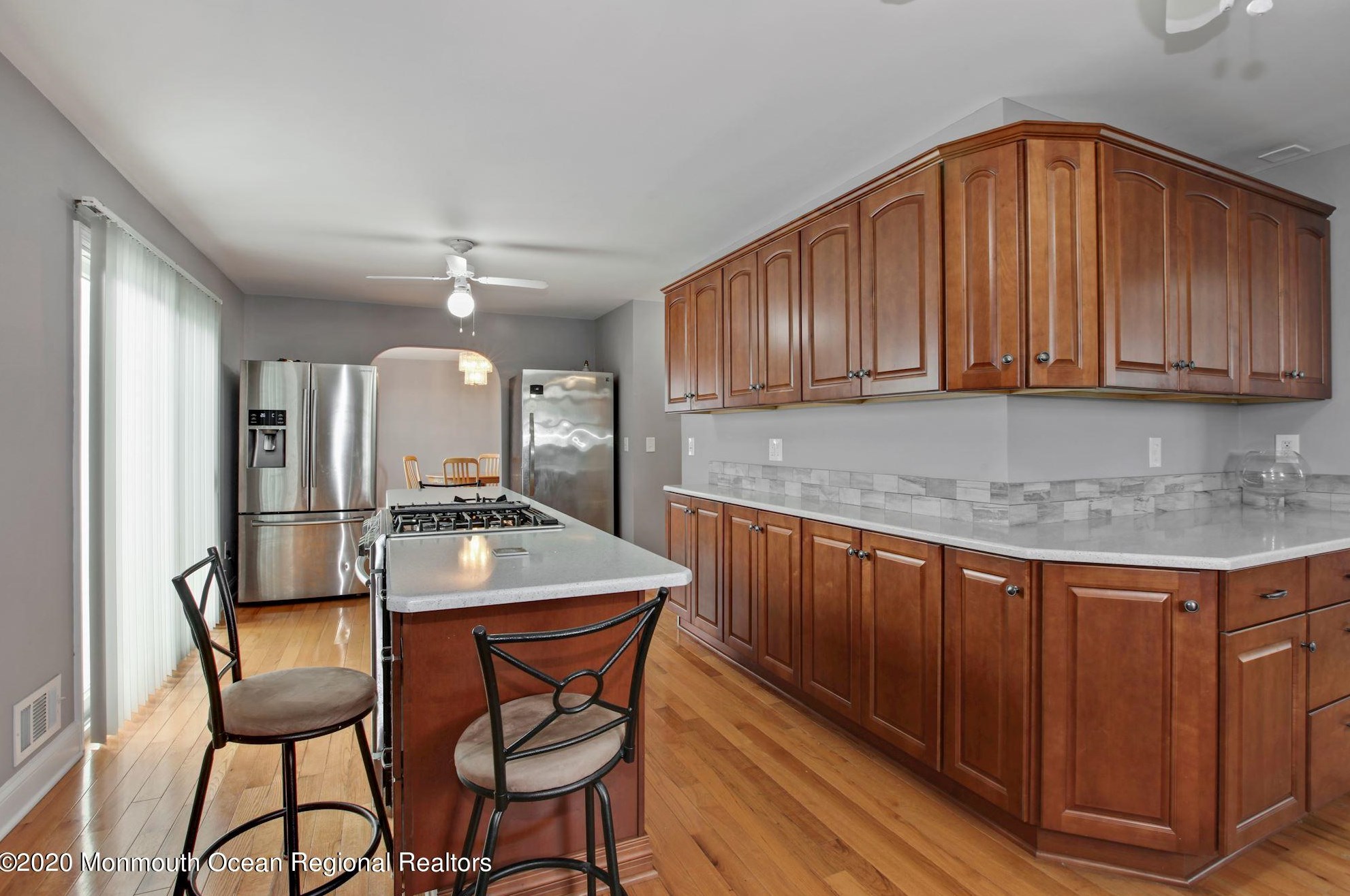 406 Beachview Ave, Keyport NJ 07735-3205 exterior