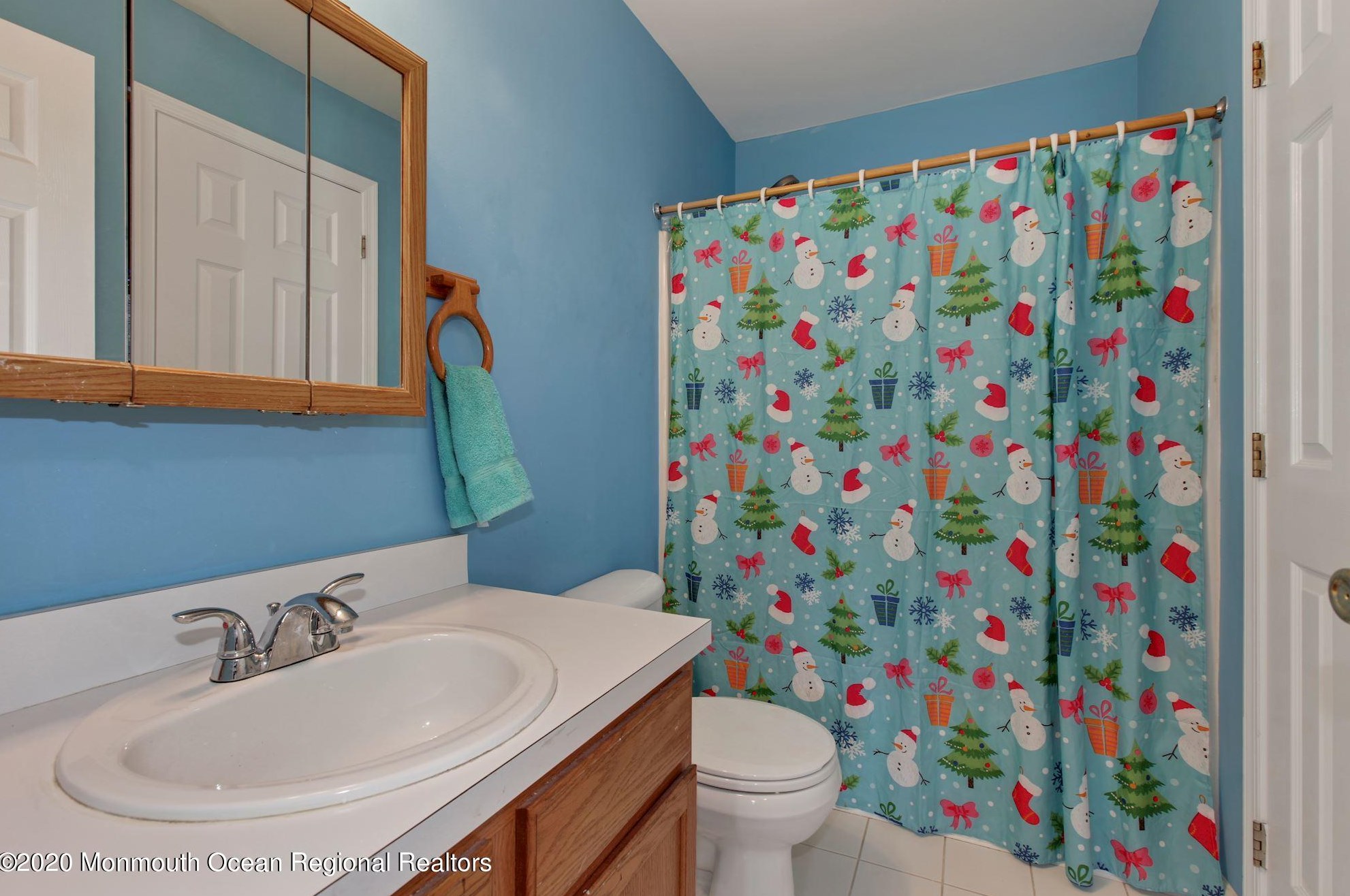 406 Beachview Ave, Keyport NJ 07735-3205 exterior