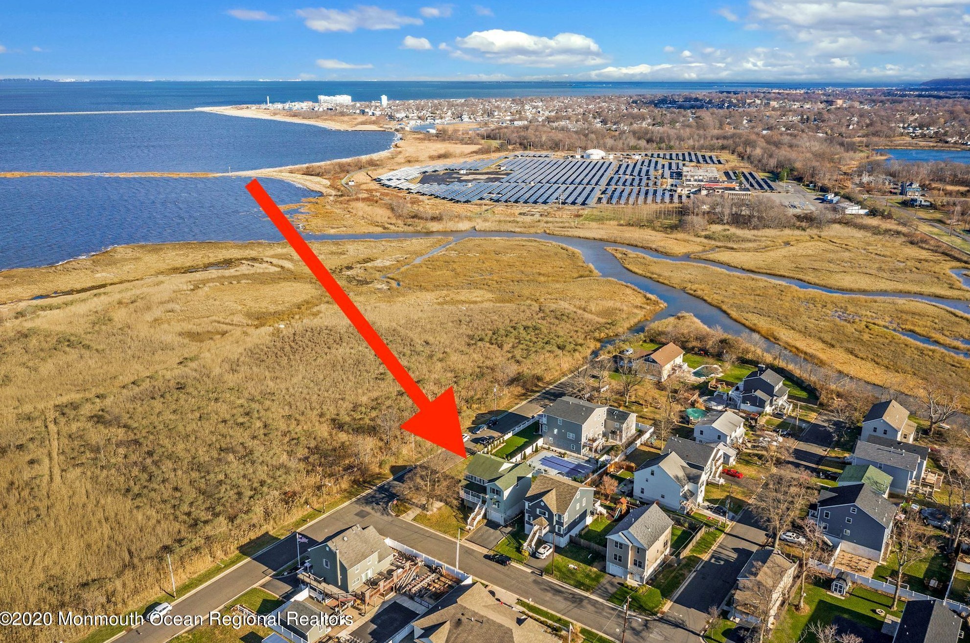 406 Beachview Ave, Keyport NJ 07735-3205 exterior