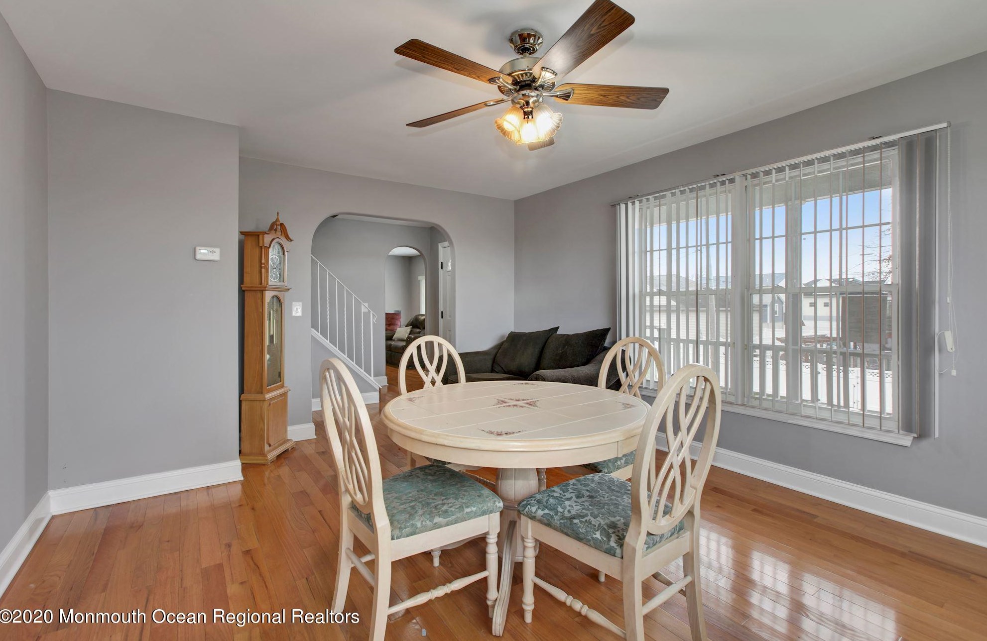 406 Beachview Ave, Keyport NJ 07735-3205 exterior