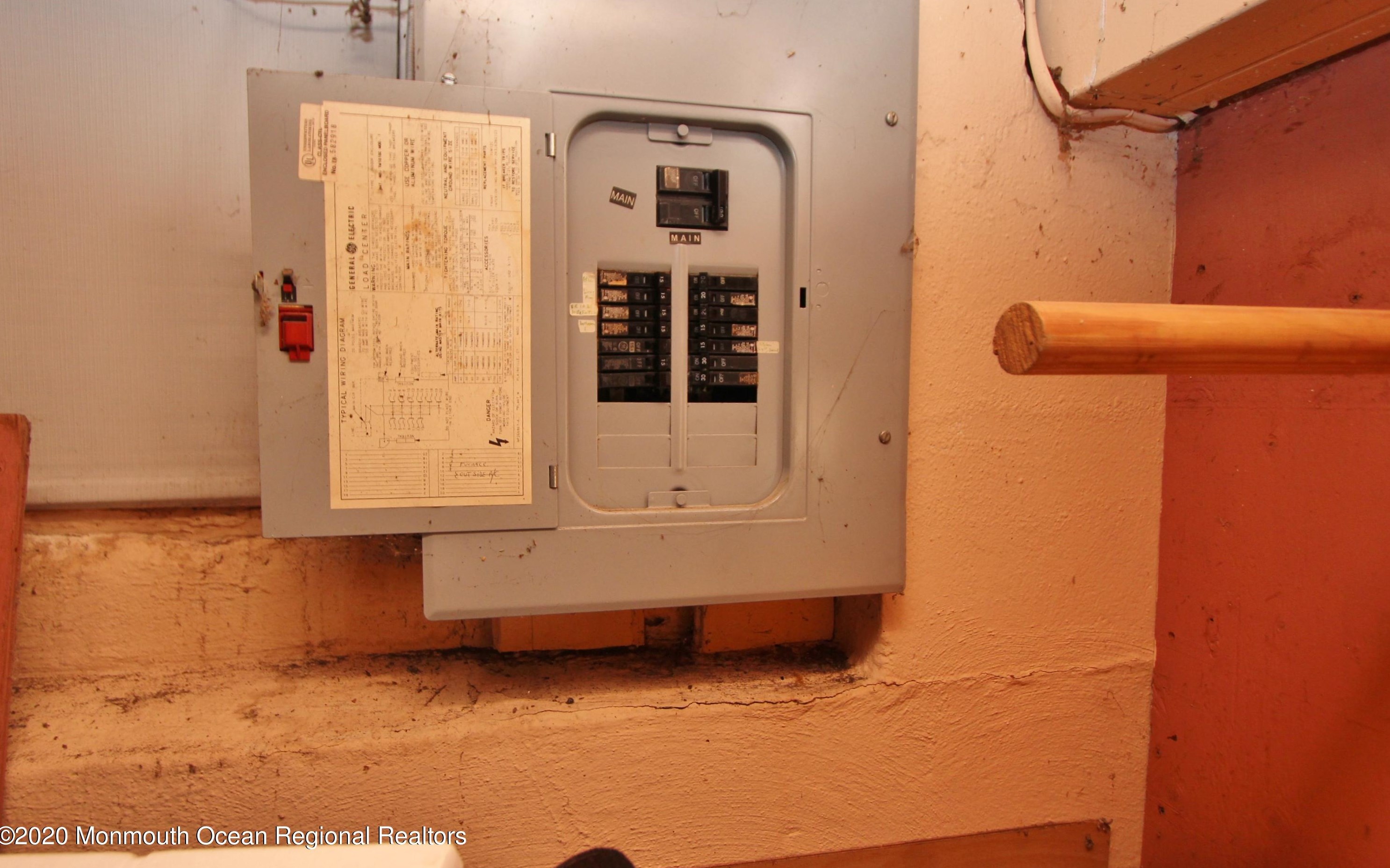 260 Eton Pl, Westfield NJ 07090-1753 exterior