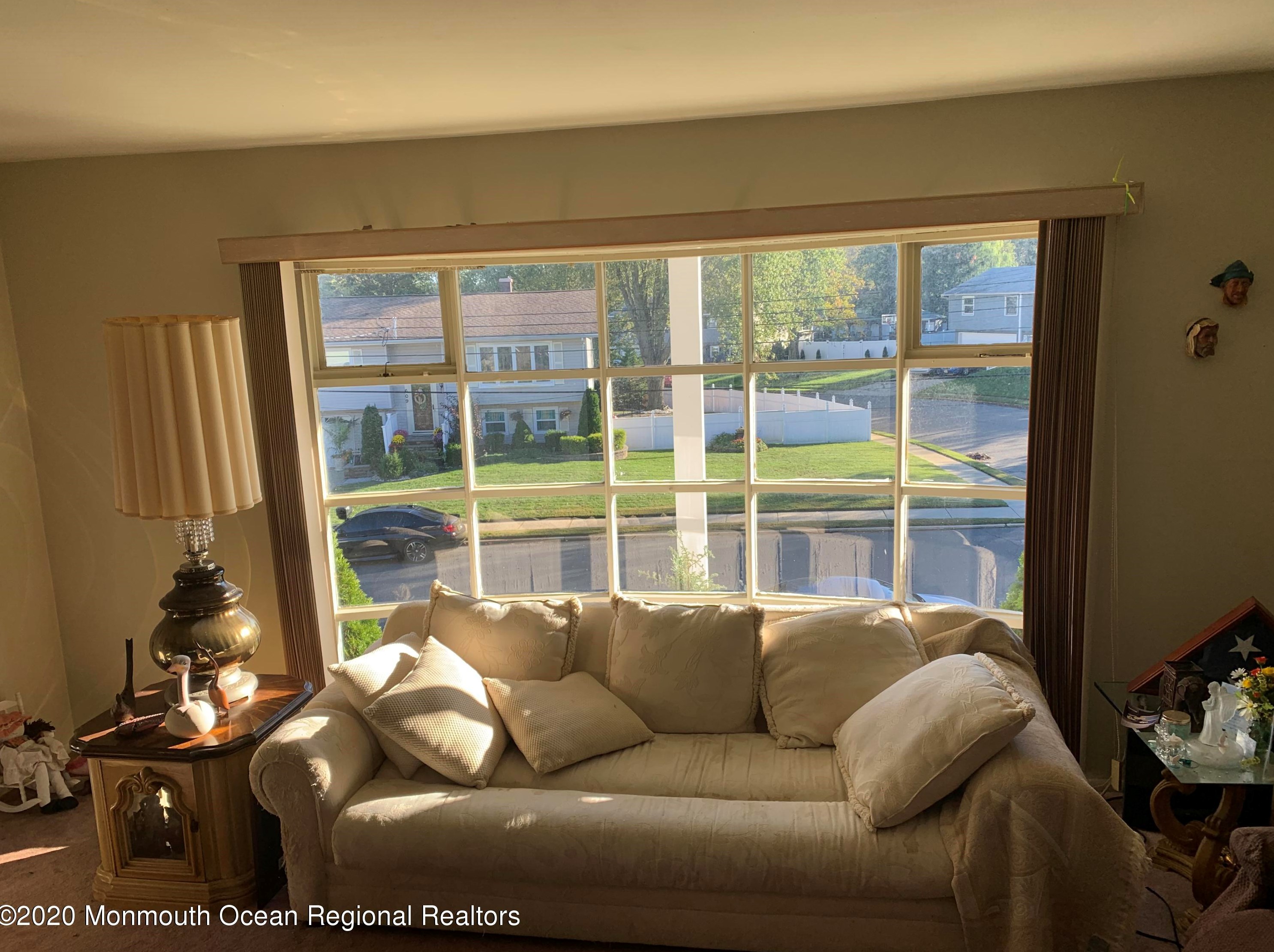 610 Stamford Dr, Wall Township, NJ 07753-4217