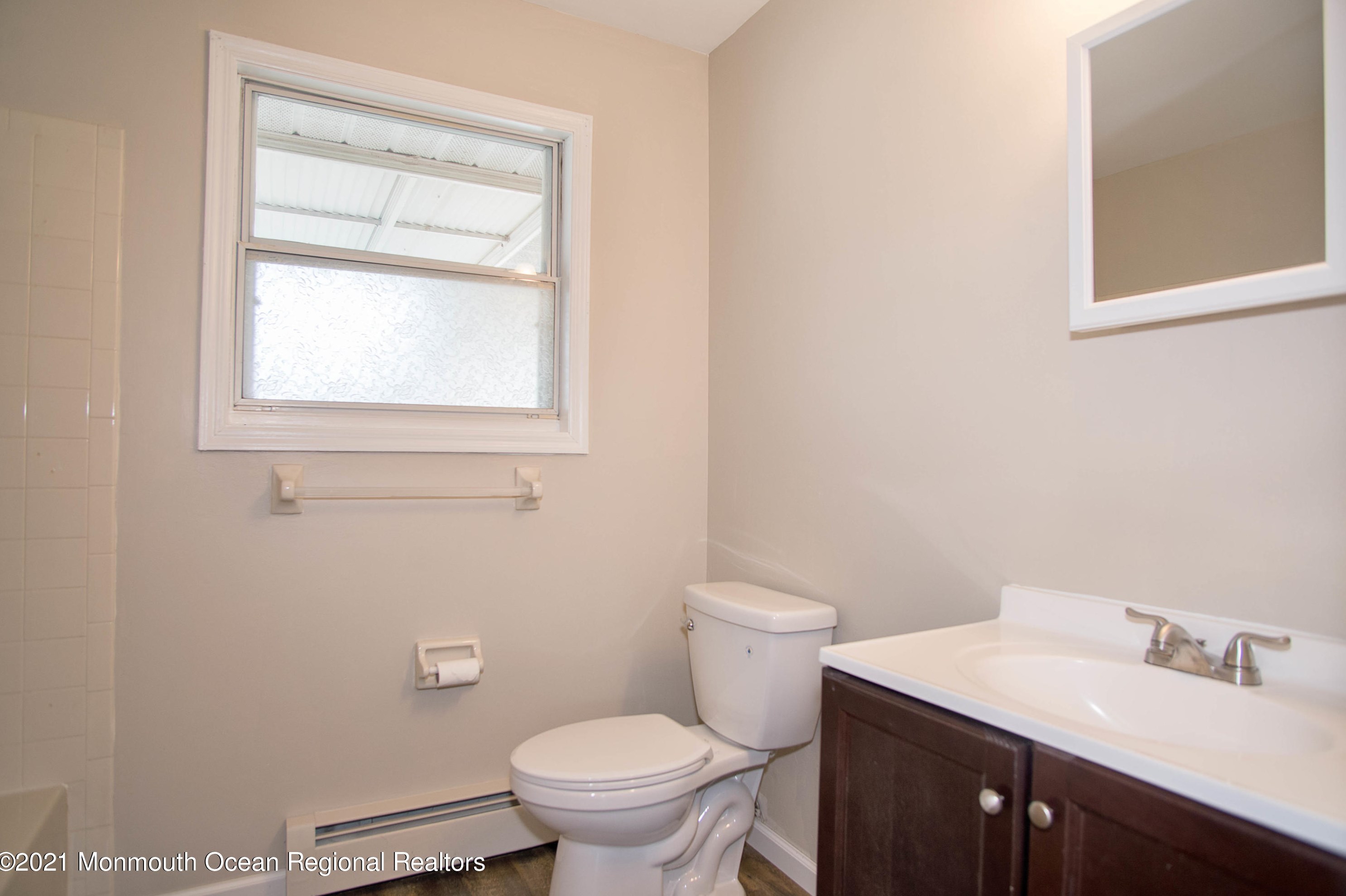 150 Orlando Blvd, Toms River NJ  08757-6138 exterior