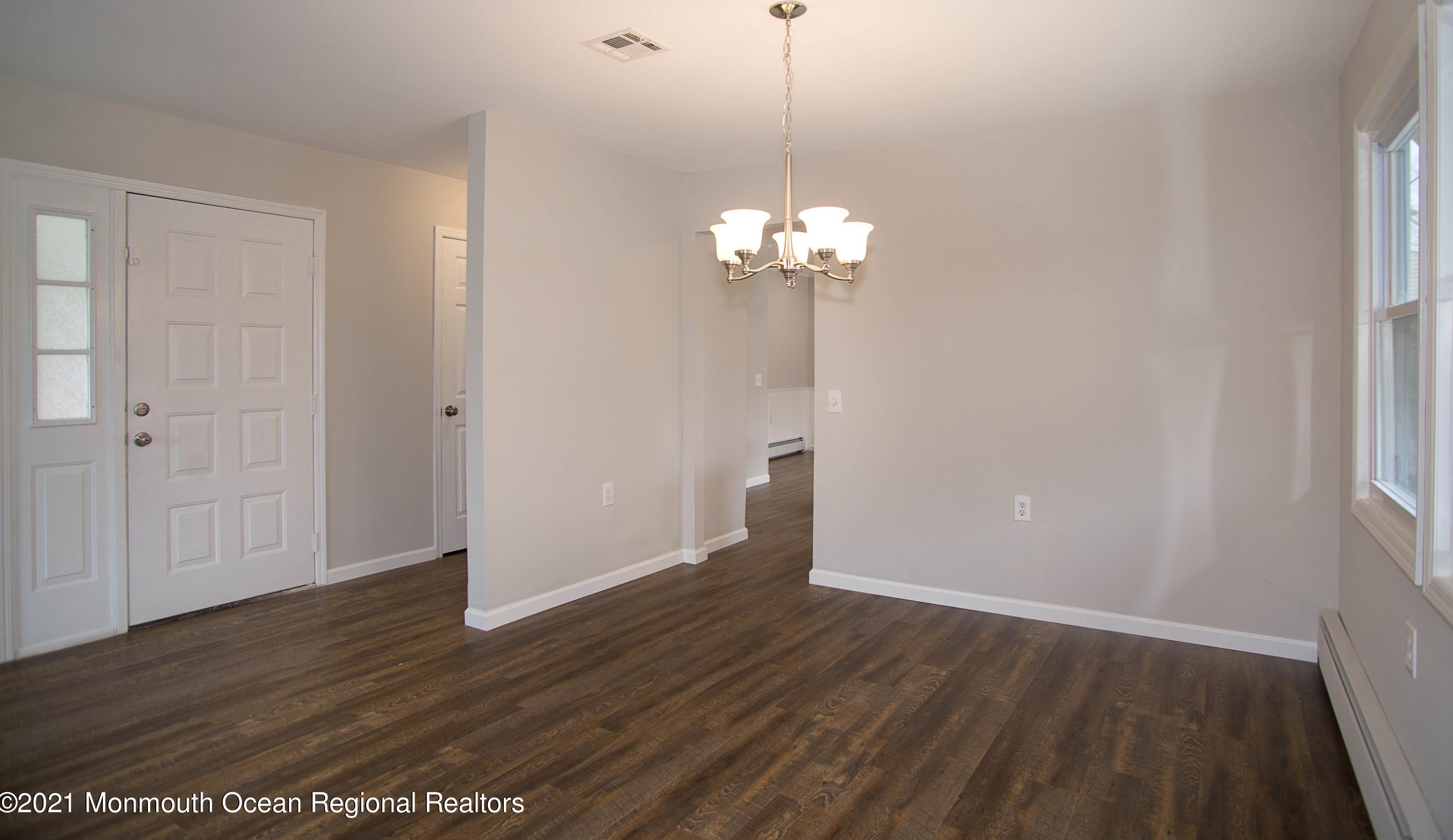150 Orlando Blvd, Toms River NJ  08757-6138 exterior