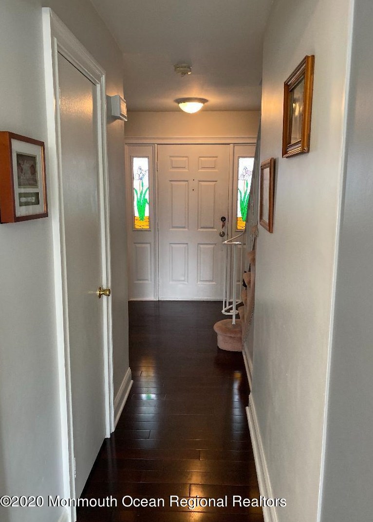 764 Pontiac Ct, Toms River, NJ 08753-8709