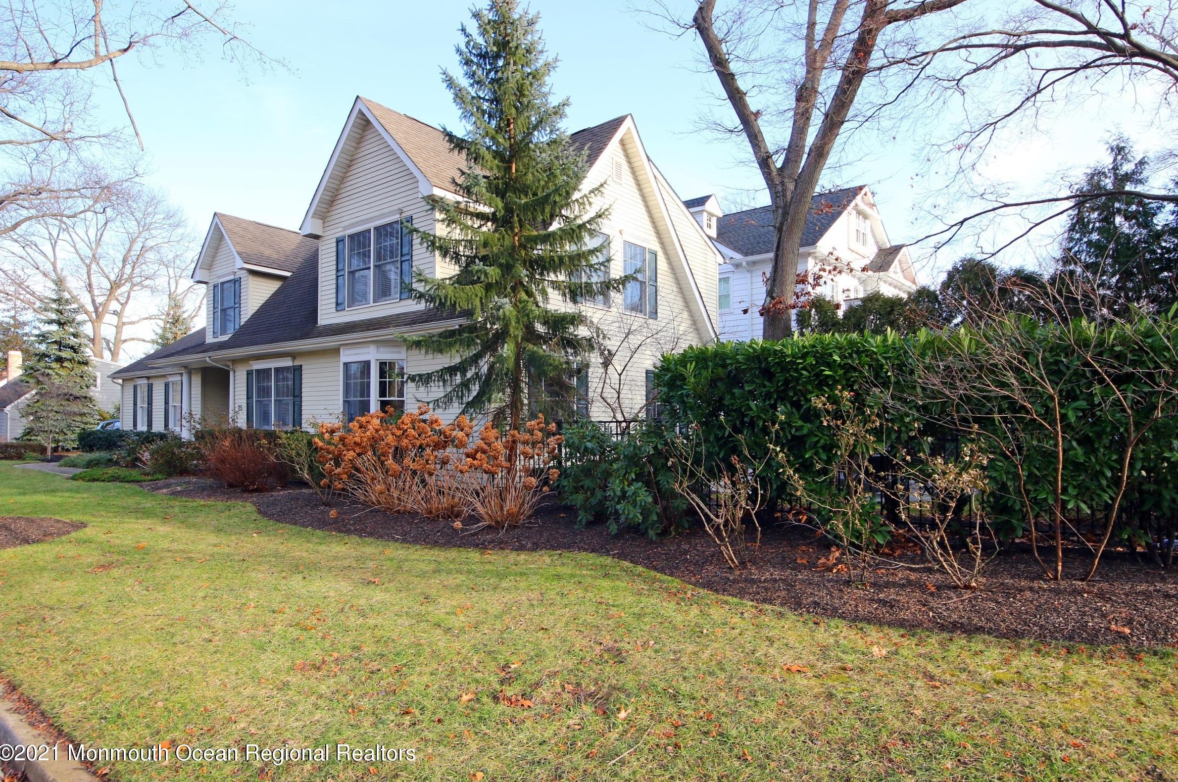 25 Lakeside Ave, Locust, NJ 07760-1546