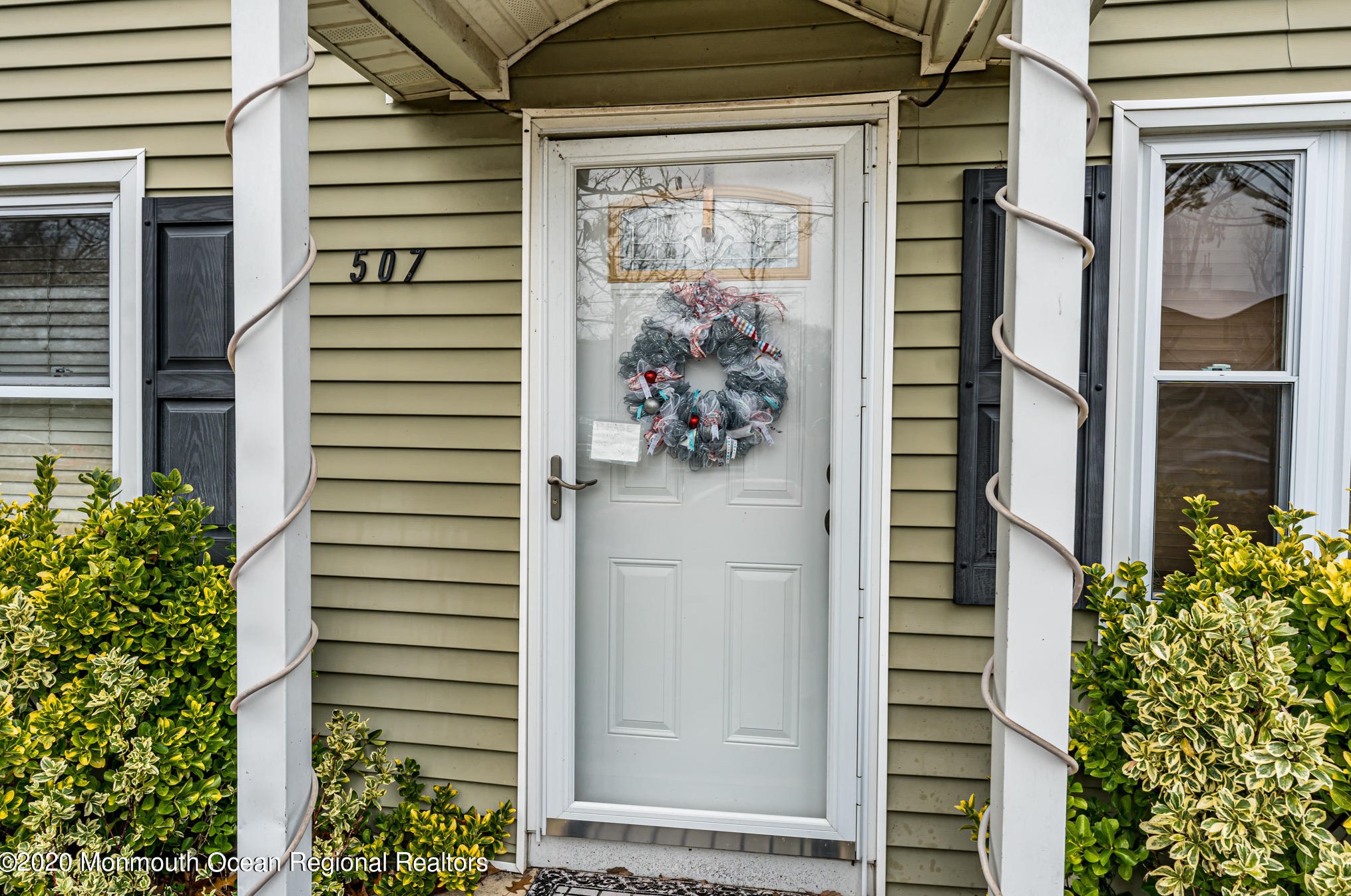 507 Middle Ln, Wall Township, NJ 07731-1916