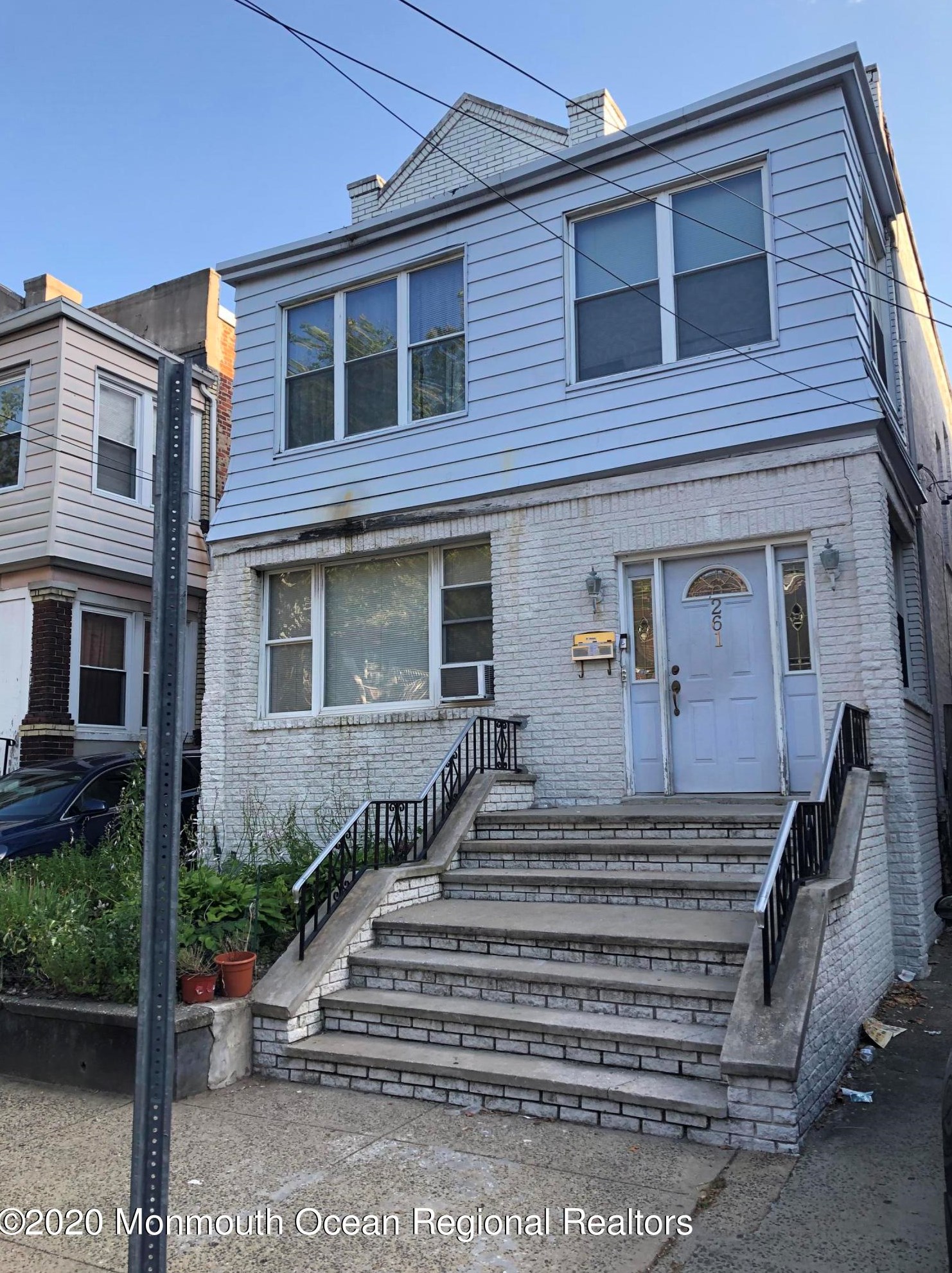 261 Dwight St, Jersey City, NJ 07305
