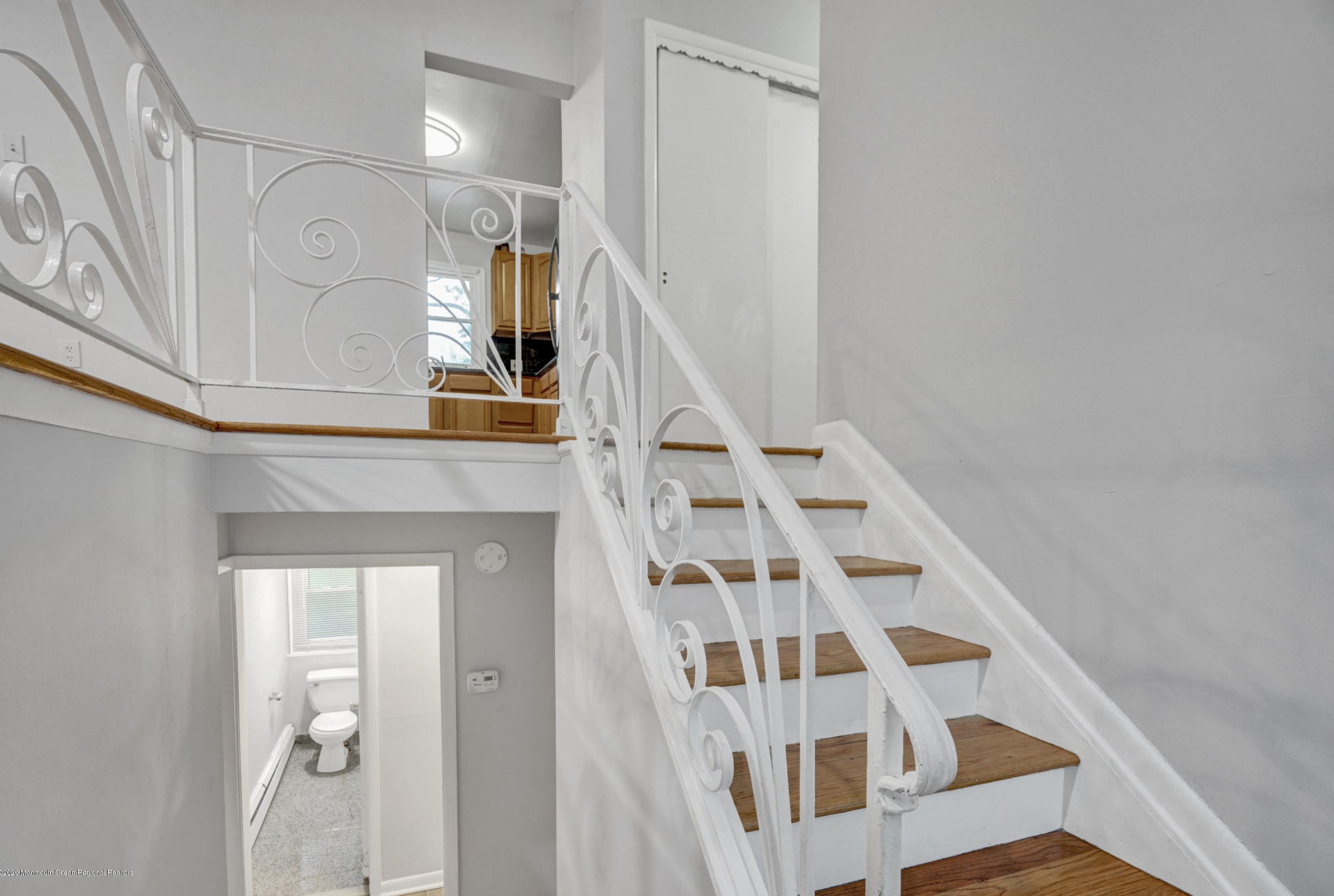 200 Oakhurst Rd, Oakhurst NJ  07755-1422 exterior