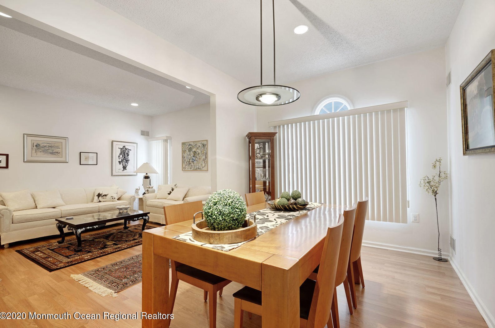 2 Stonewyck Pl, Monroe Twp NJ 08831-2670 exterior